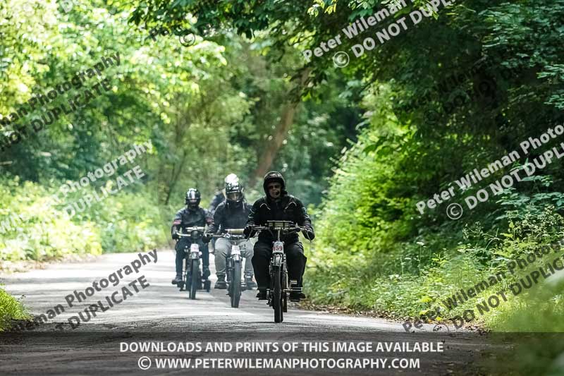 Vintage motorcycle club;eventdigitalimages;no limits trackdays;peter wileman photography;vintage motocycles;vmcc banbury run photographs